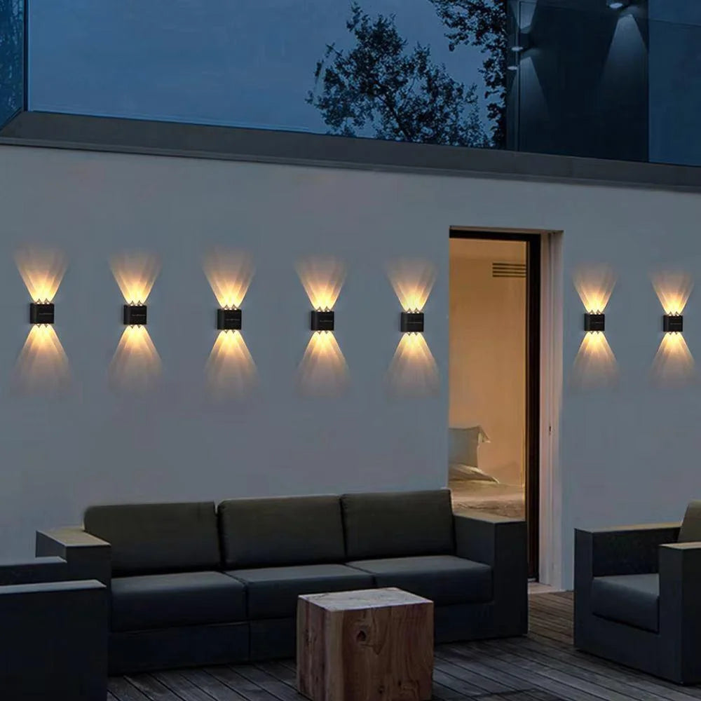 Lámpara Solar LED para Jardín y Exterior | Iluminación Automática de Bajo Consumo