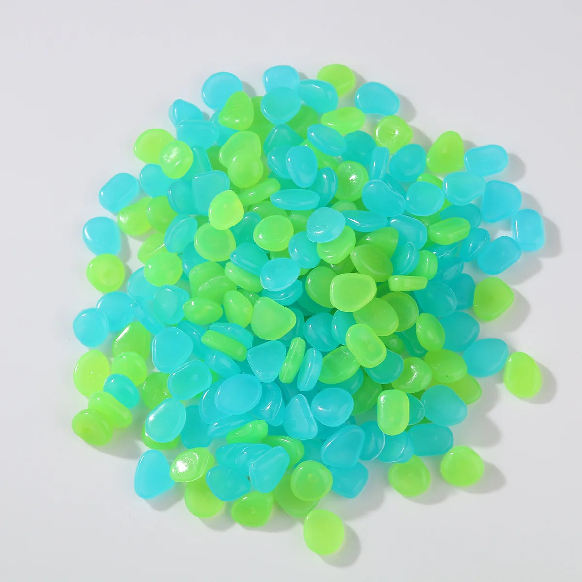 100 Piedras Luminosas Fluorescentes para Jardín, Acuario y Decoración que Brillan en la Oscuridad